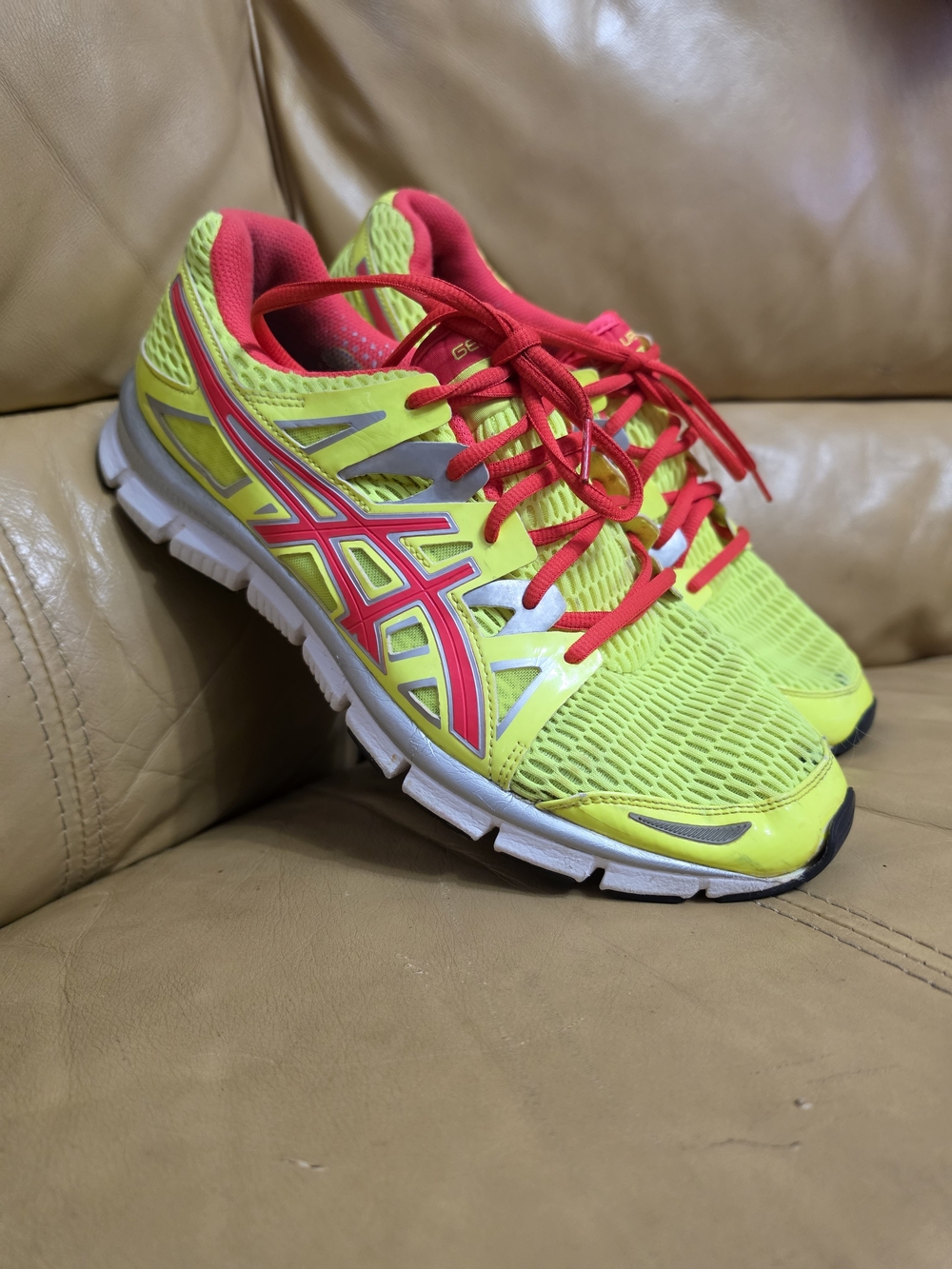 ASICS GEL-Blur33 Neon Yellow Pink Running Shoes Women's Size 12